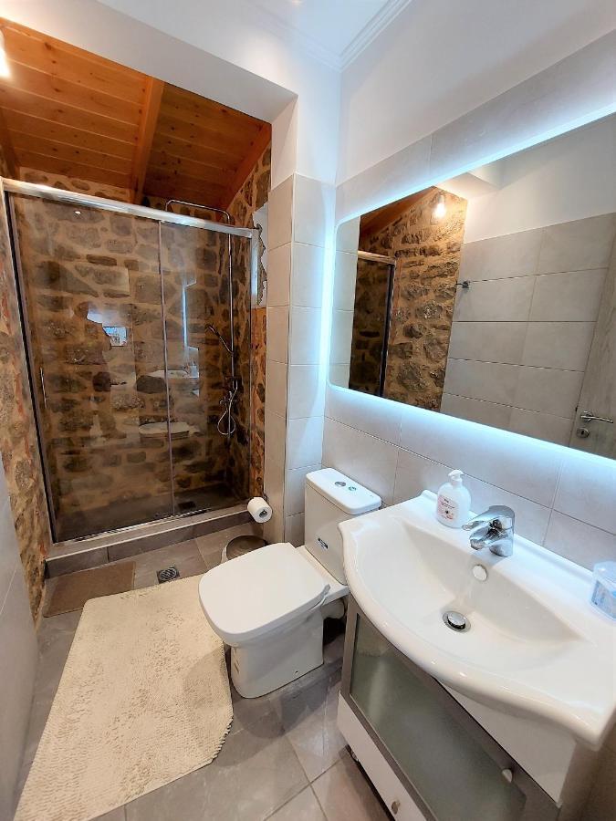 Guest House Tsanes Pinakokhorion Ngoại thất bức ảnh