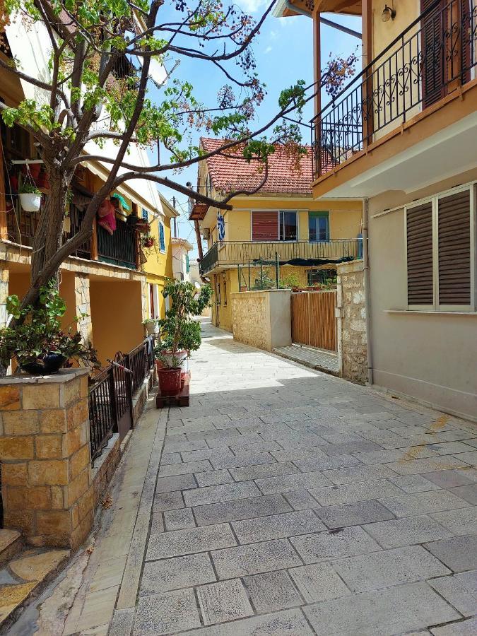 Guest House Tsanes Pinakokhorion Ngoại thất bức ảnh