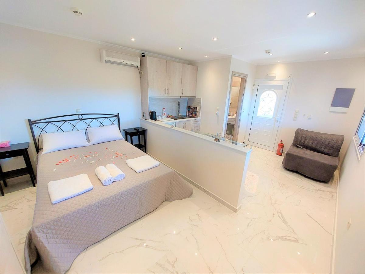 Guest House Tsanes Pinakokhorion Ngoại thất bức ảnh